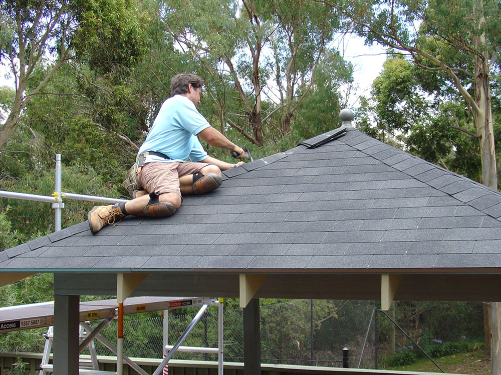 How to estimate how many shingles for a roof
